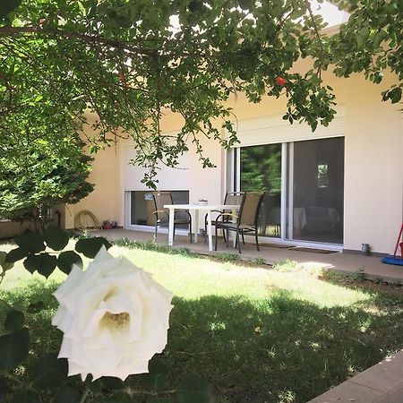 Appartement Rose Garden à Kalamata Extérieur photo
