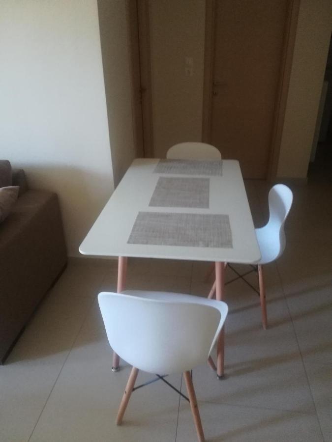 Appartement Rose Garden à Kalamata Extérieur photo