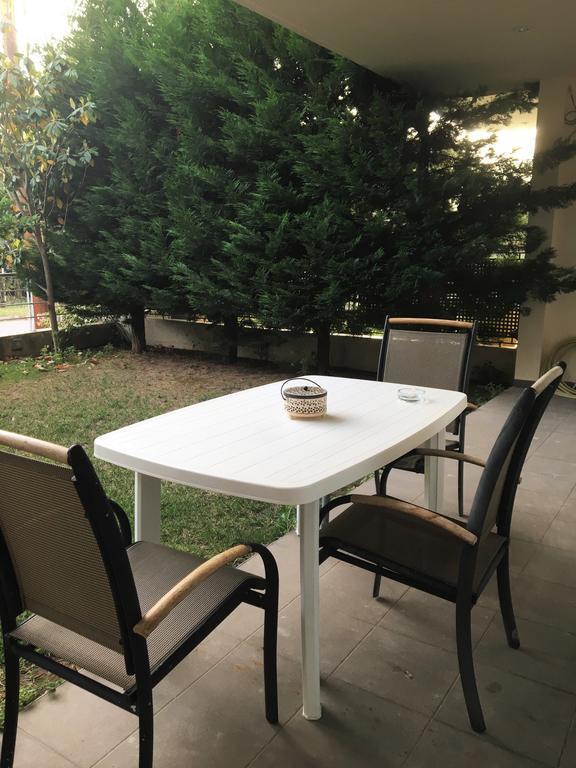 Appartement Rose Garden à Kalamata Extérieur photo